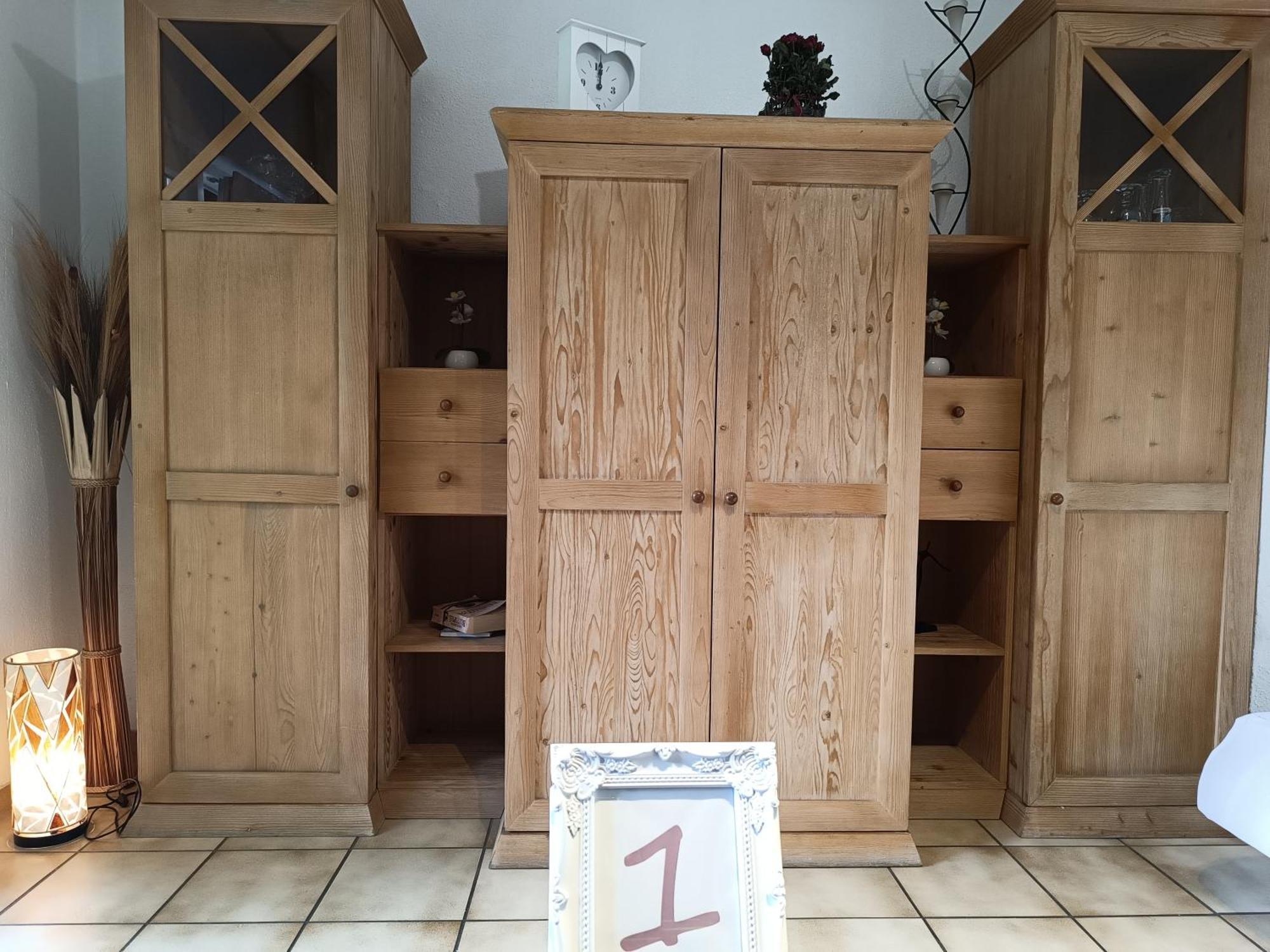 Apartment 5x Balkon-apartments Mit Kueche 40-65qm Ruhrgebietferienwohnung Dobry-fuchs